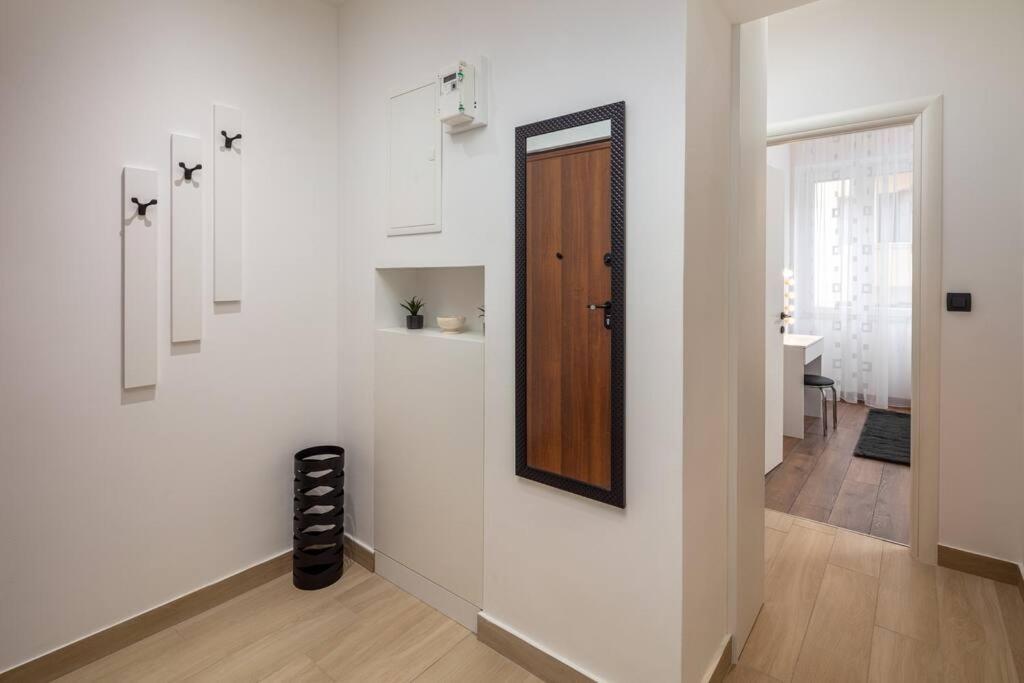 Apartman Drago 4* - 2 Minutes From The Town Centre Split Eksteriør billede